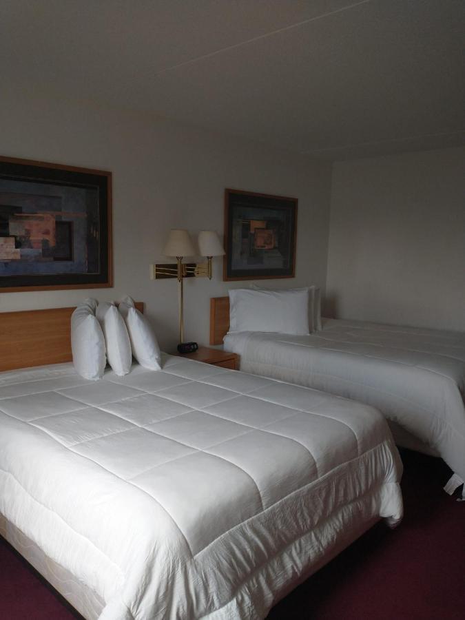 Sauk River Inn & Suites, A Travelodge By Wyndham Sauk Centre Екстер'єр фото