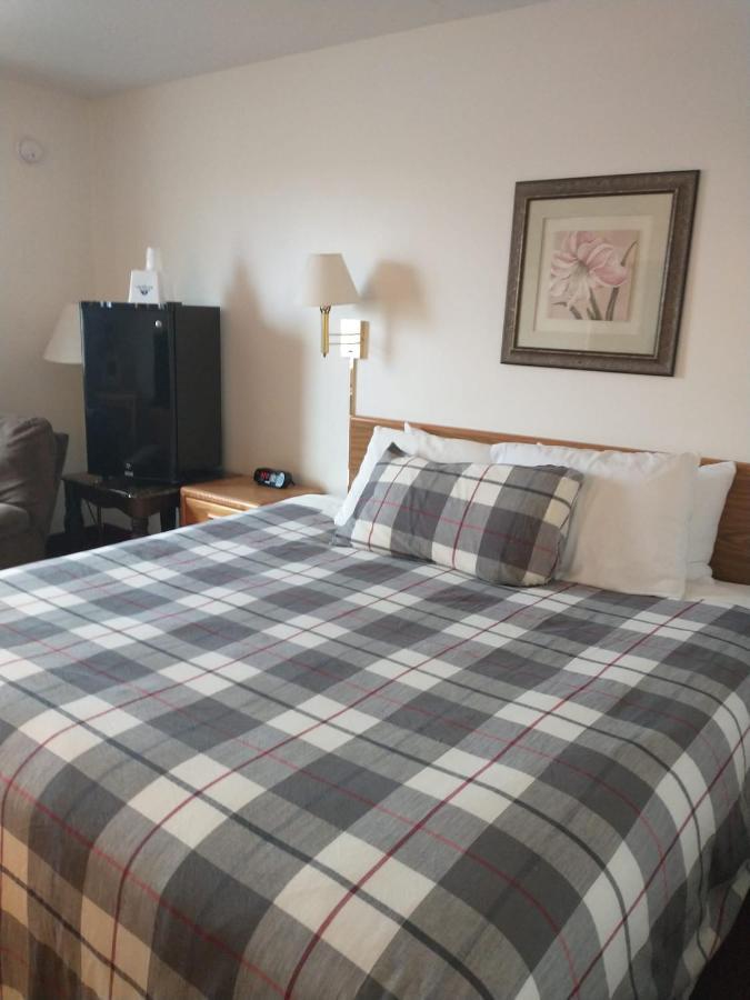 Sauk River Inn & Suites, A Travelodge By Wyndham Sauk Centre Екстер'єр фото