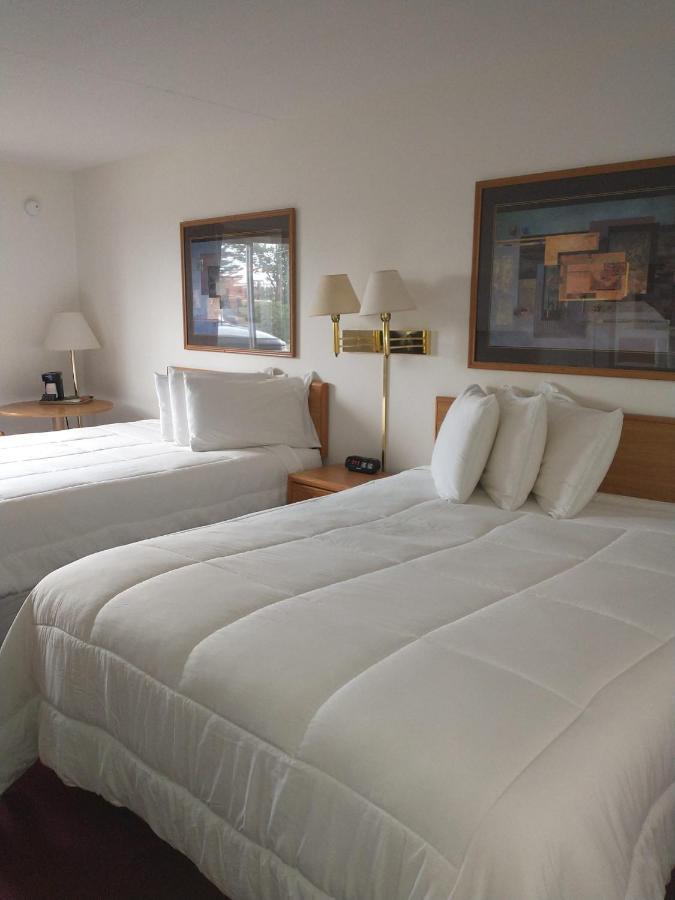 Sauk River Inn & Suites, A Travelodge By Wyndham Sauk Centre Екстер'єр фото