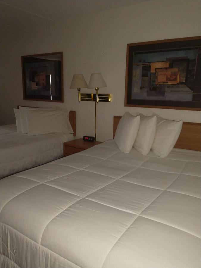Sauk River Inn & Suites, A Travelodge By Wyndham Sauk Centre Екстер'єр фото