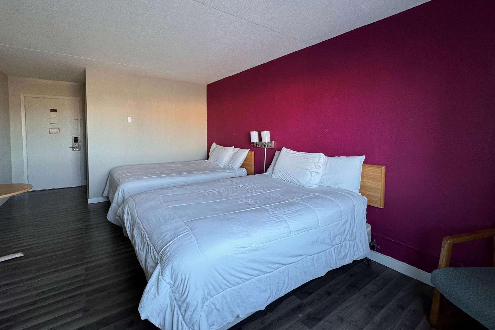 Sauk River Inn & Suites, A Travelodge By Wyndham Sauk Centre Екстер'єр фото