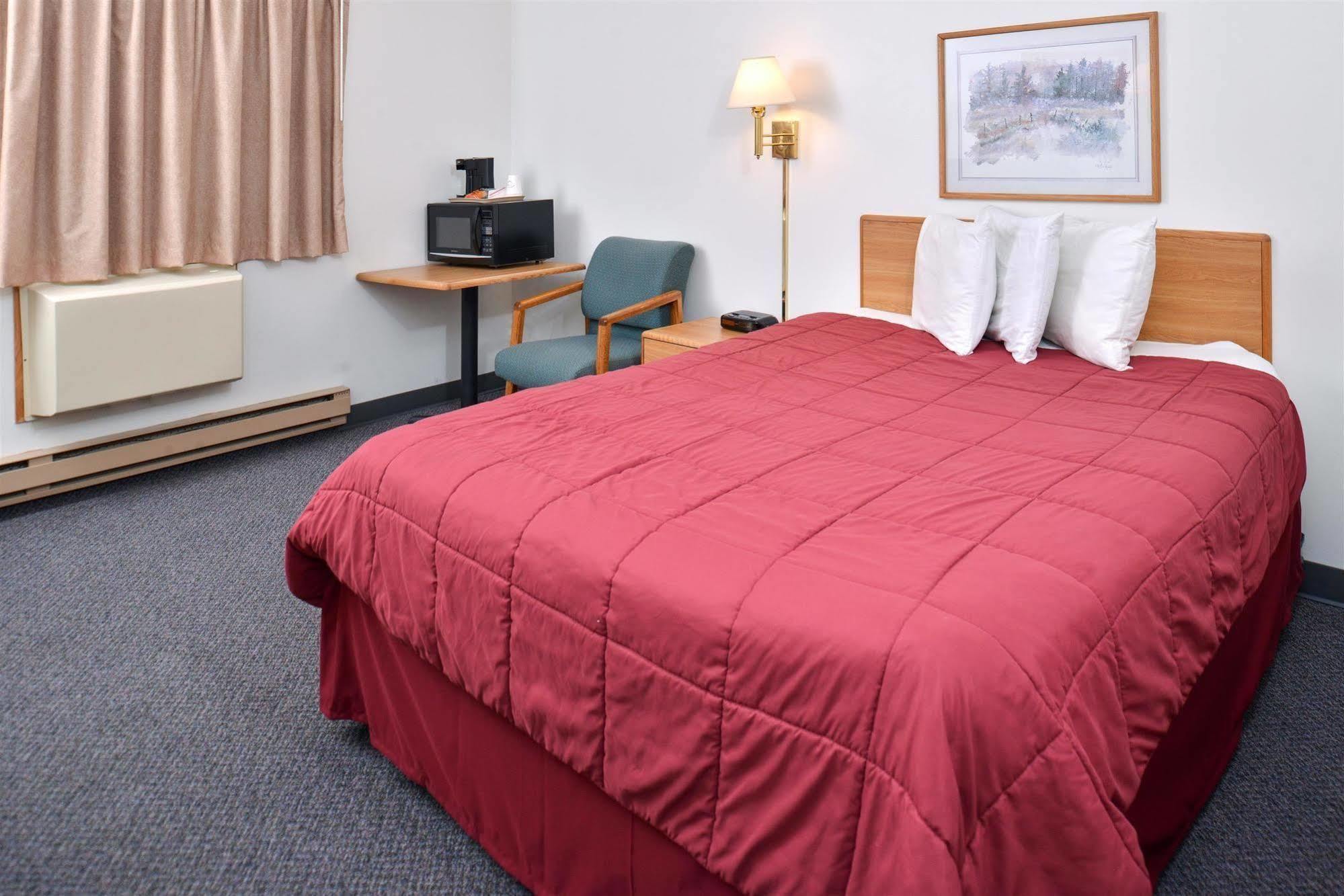 Sauk River Inn & Suites, A Travelodge By Wyndham Sauk Centre Екстер'єр фото