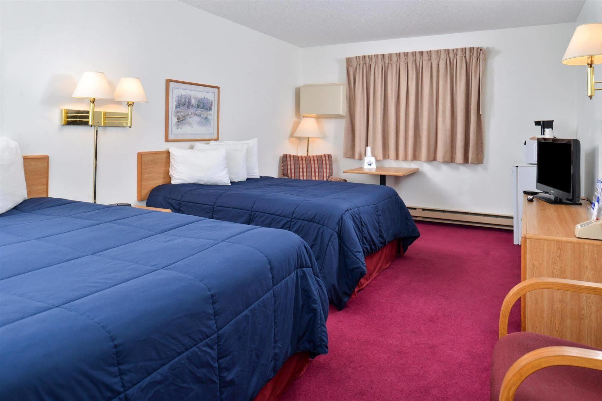 Sauk River Inn & Suites, A Travelodge By Wyndham Sauk Centre Екстер'єр фото