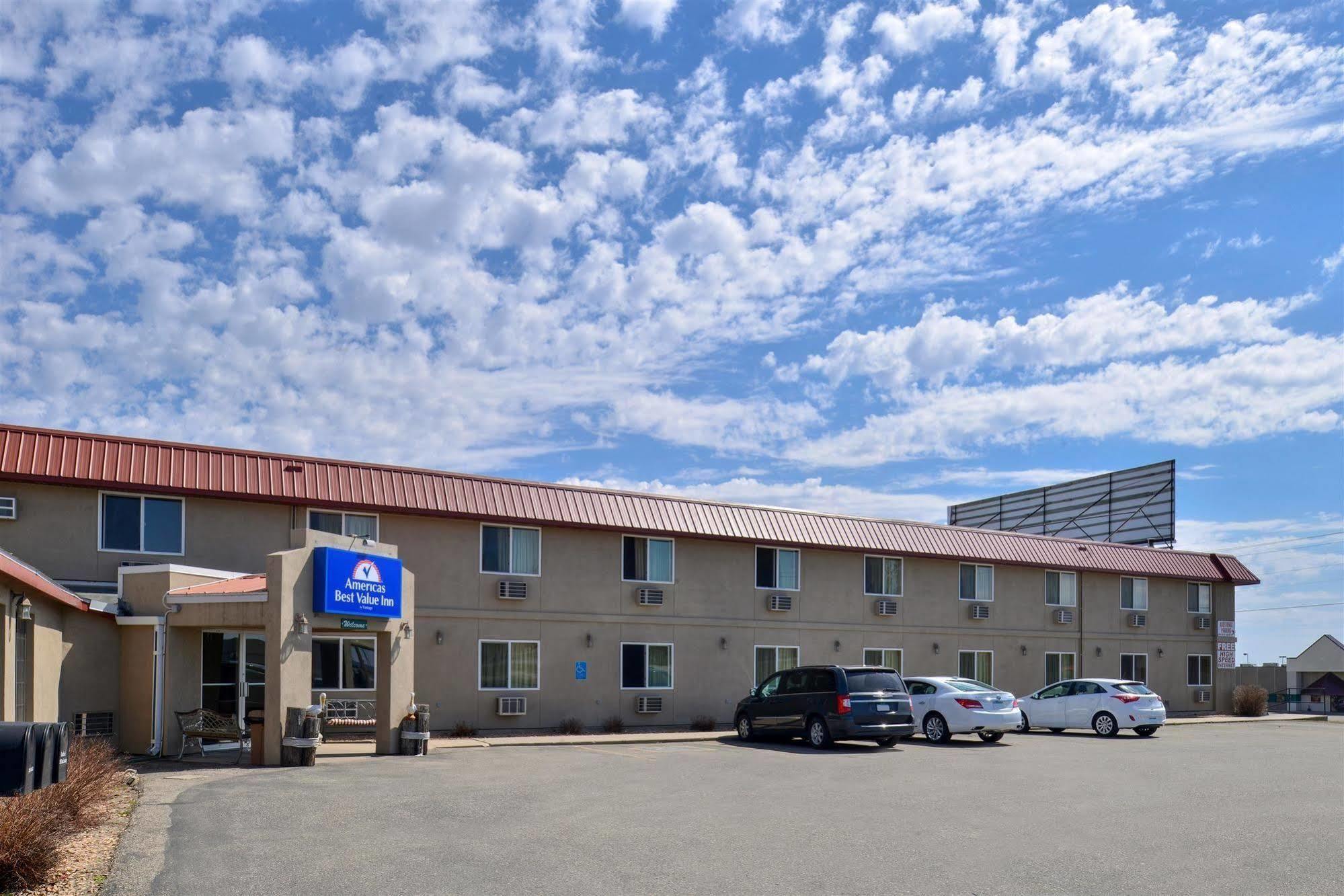 Sauk River Inn & Suites, A Travelodge By Wyndham Sauk Centre Екстер'єр фото